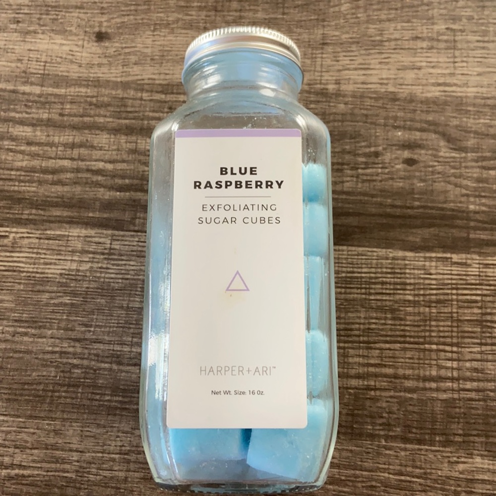 Harper + Ari exfoliating sugar cubes